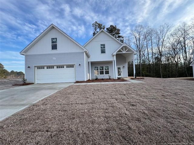 827 Southerland Peak N Drive, Raeford, NC 28376