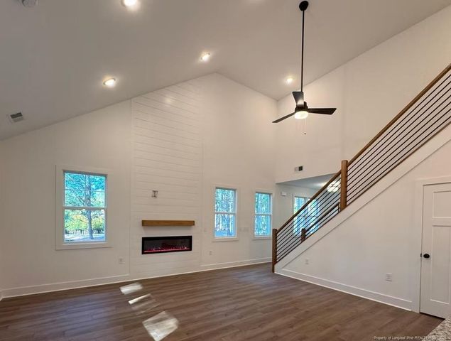 827 Southerland Peak N Drive, Raeford, NC 28376