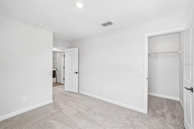 7524 DEER VALLEY CIRCLE, Tampa, FL 33635