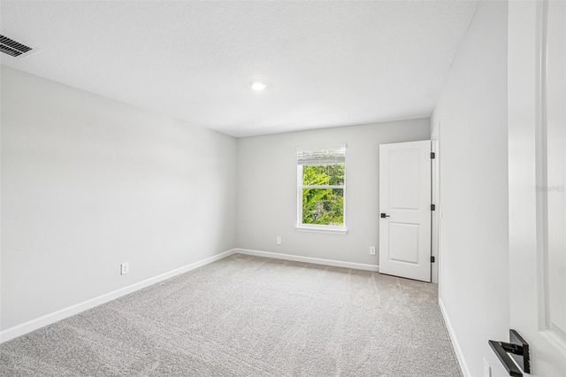 7524 DEER VALLEY CIRCLE, Tampa, FL 33635