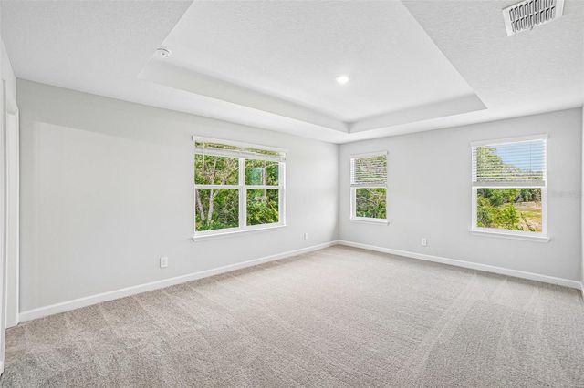 7524 DEER VALLEY CIRCLE, Tampa, FL 33635