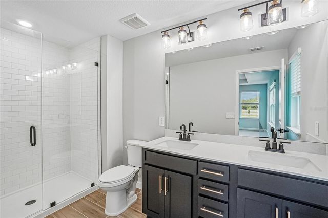 7524 DEER VALLEY CIRCLE, Tampa, FL 33635