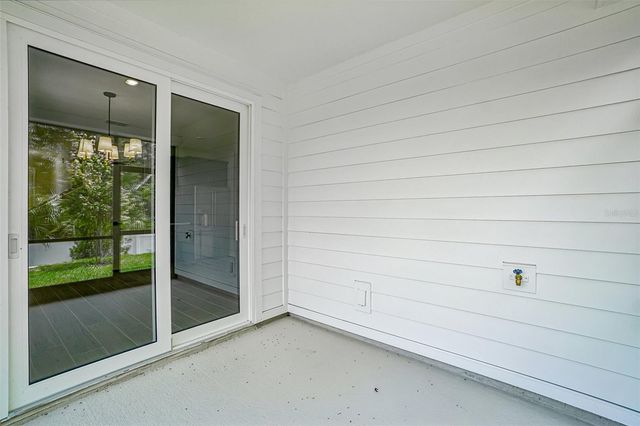 7524 DEER VALLEY CIRCLE, Tampa, FL 33635