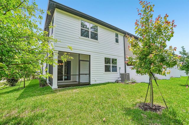 7524 DEER VALLEY CIRCLE, Tampa, FL 33635