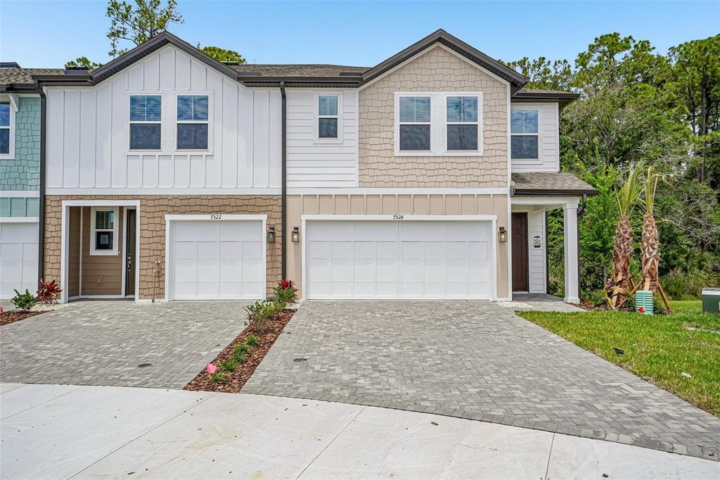 7524 DEER VALLEY CIRCLE, Tampa, FL 33635