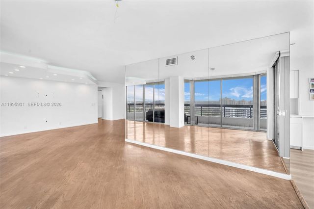 3500 Mystic Pointe Drive 3001, Aventura, FL 33180