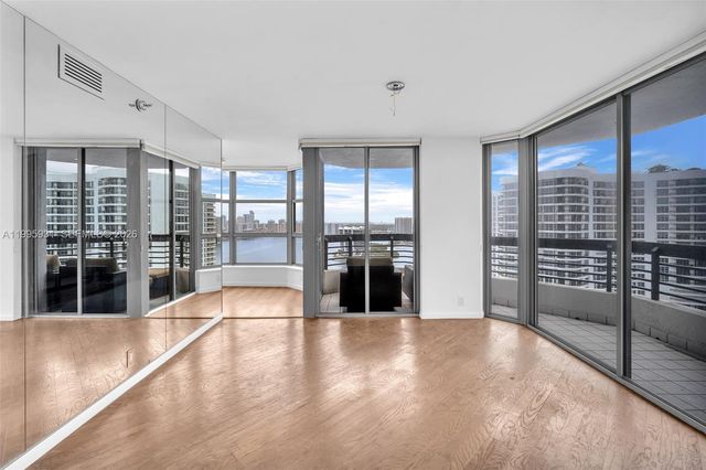 3500 Mystic Pointe Drive 3001, Aventura, FL 33180