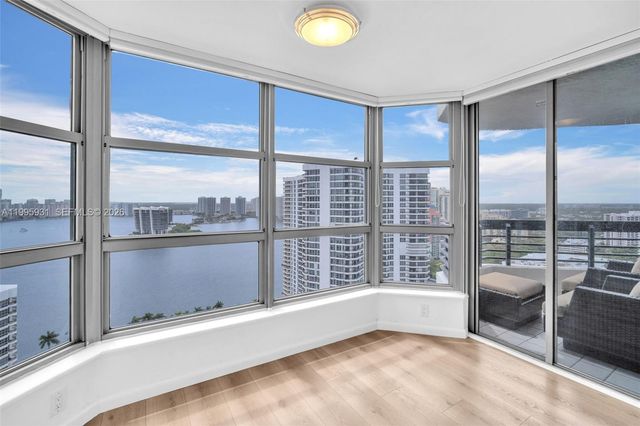 3500 Mystic Pointe Drive 3001, Aventura, FL 33180