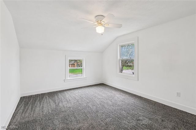 513 Gulf Road, Elyria, OH 44035
