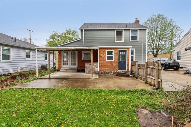 513 Gulf Road, Elyria, OH 44035