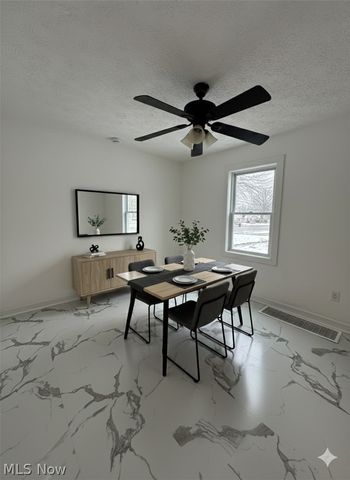 513 Gulf Road, Elyria, OH 44035