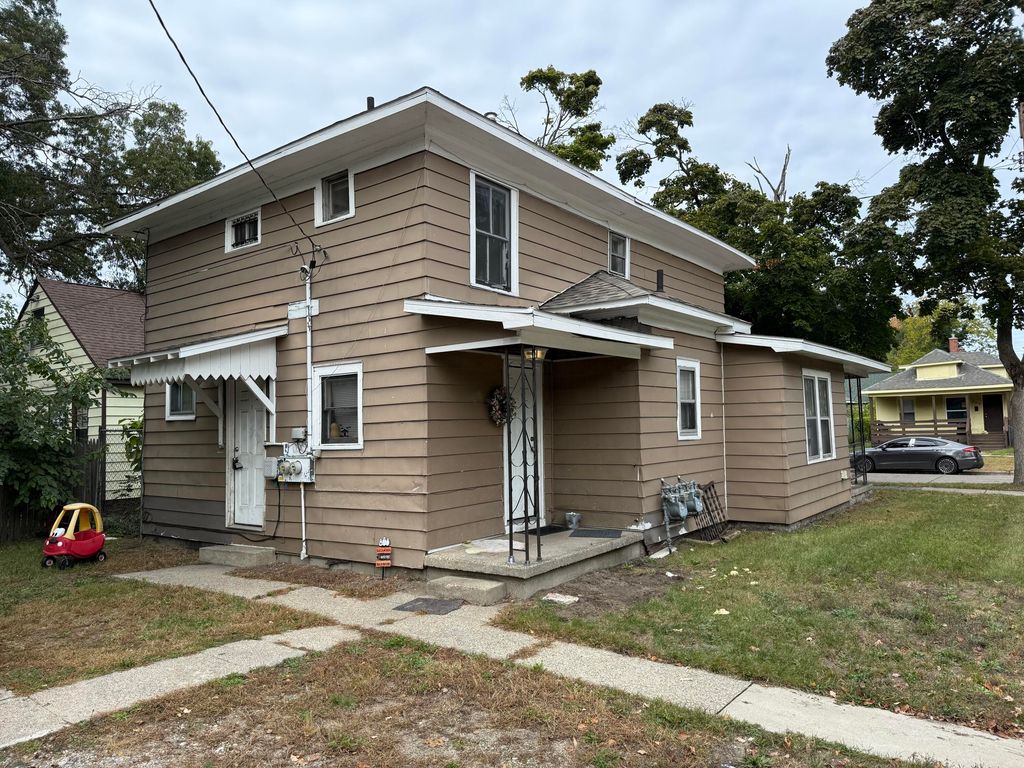 297 E Forest Avenue, Muskegon City, MI 49442