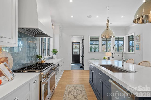 700 Clement Avenue, Charlotte, NC 28204