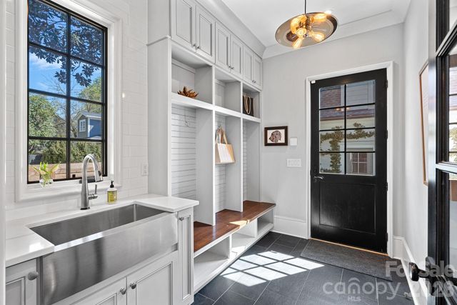 700 Clement Avenue, Charlotte, NC 28204