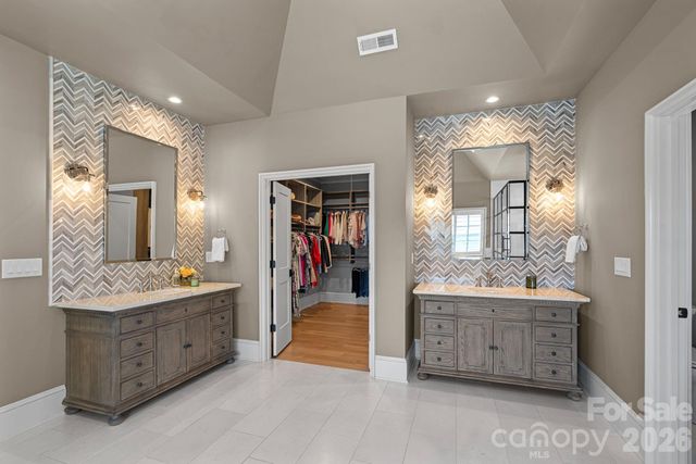 700 Clement Avenue, Charlotte, NC 28204