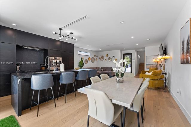 58 NW 52nd St, Miami, FL 33127