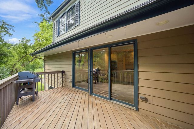 36 Marryat Road, Trout Valley, IL 60013