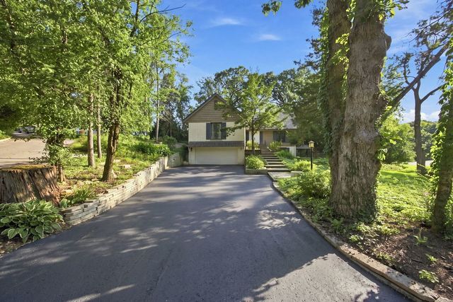 36 Marryat Road, Trout Valley, IL 60013