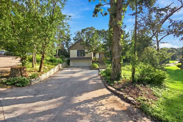 36 Marryat Road, Trout Valley, IL 60013
