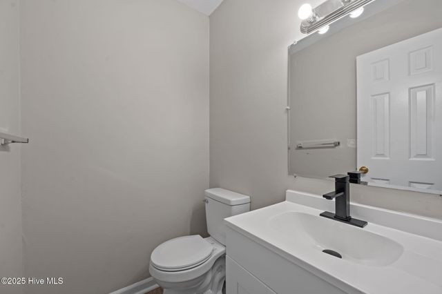 106 Ronny Court, Jacksonville, NC 28546