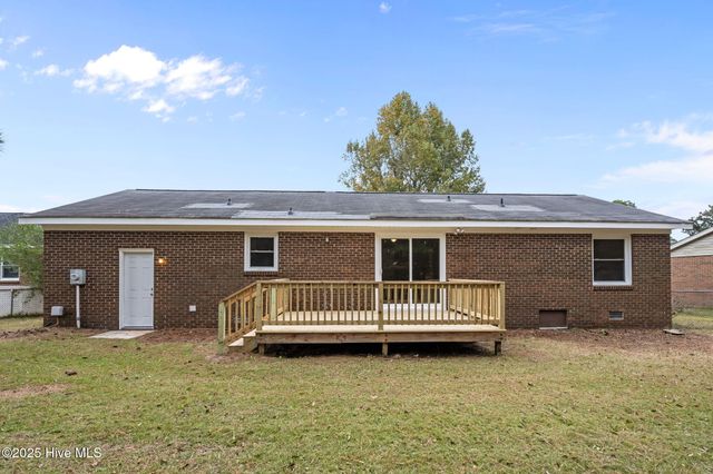 106 Ronny Court, Jacksonville, NC 28546