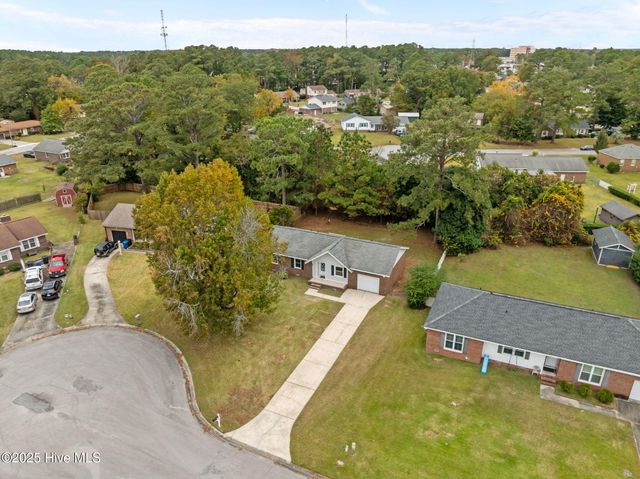 106 Ronny Court, Jacksonville, NC 28546