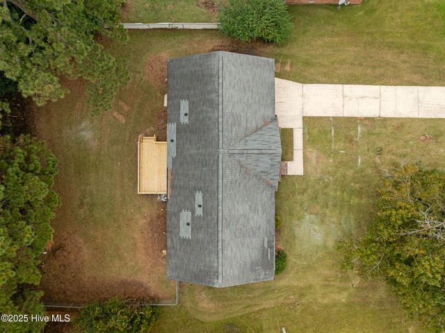 106 Ronny Court, Jacksonville, NC 28546