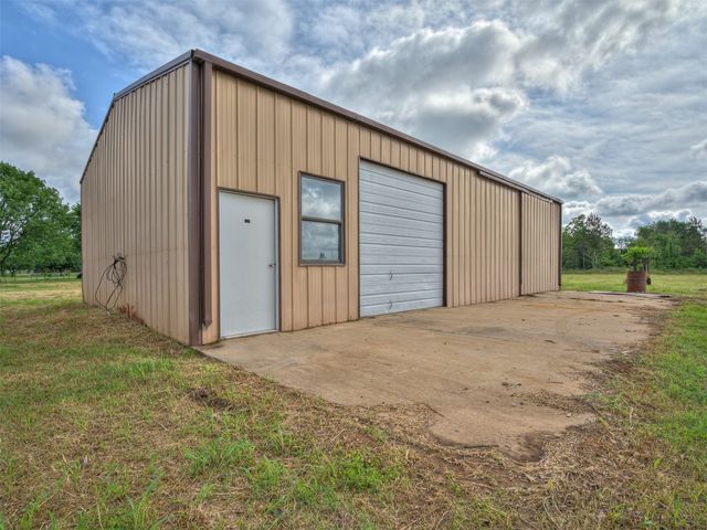 16101 S Rock Creek Road, Shawnee, OK 74801