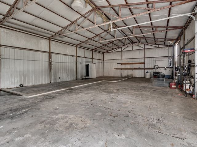 16101 S Rock Creek Road, Shawnee, OK 74801