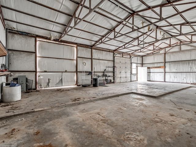 16101 S Rock Creek Road, Shawnee, OK 74801