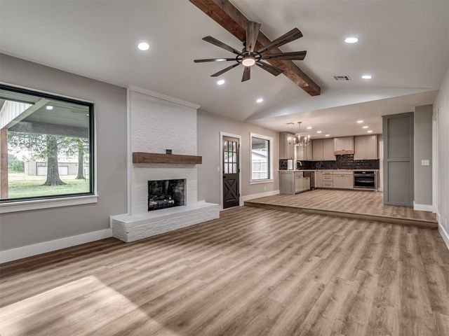 16101 S Rock Creek Road, Shawnee, OK 74801
