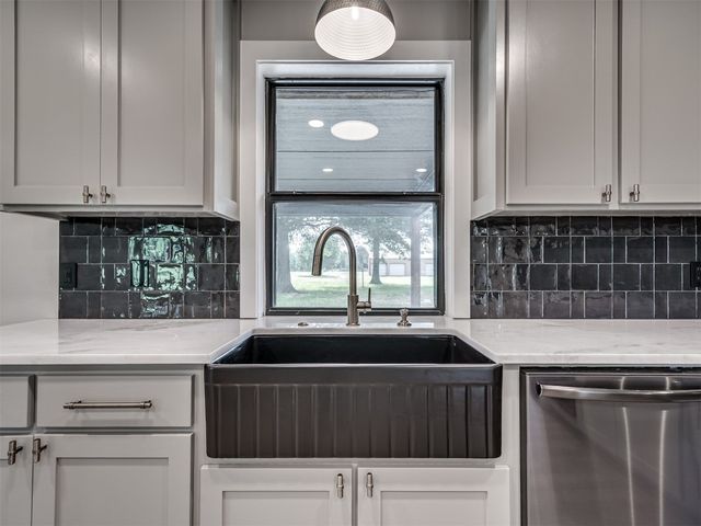 16101 S Rock Creek Road, Shawnee, OK 74801