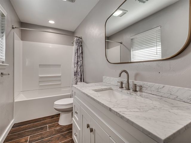 16101 S Rock Creek Road, Shawnee, OK 74801