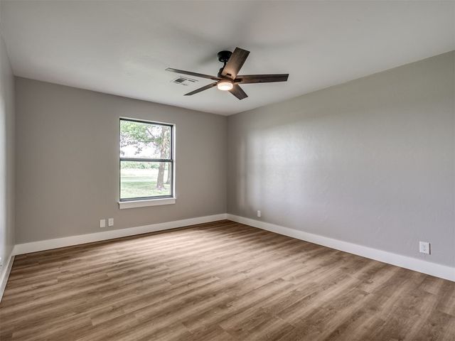 16101 S Rock Creek Road, Shawnee, OK 74801