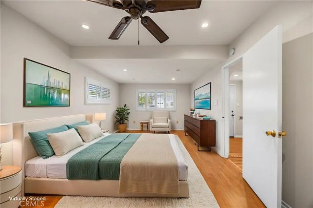 2162 Charlemagne, Long Beach, CA 90815