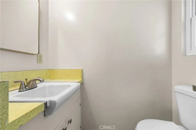 2162 Charlemagne, Long Beach, CA 90815