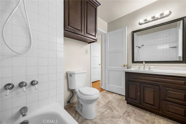 2162 Charlemagne, Long Beach, CA 90815