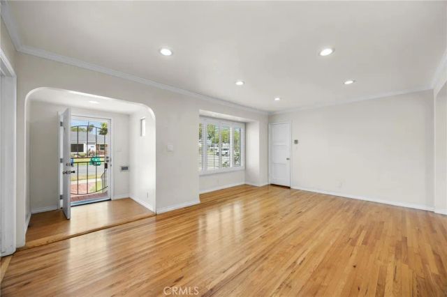 2162 Charlemagne, Long Beach, CA 90815