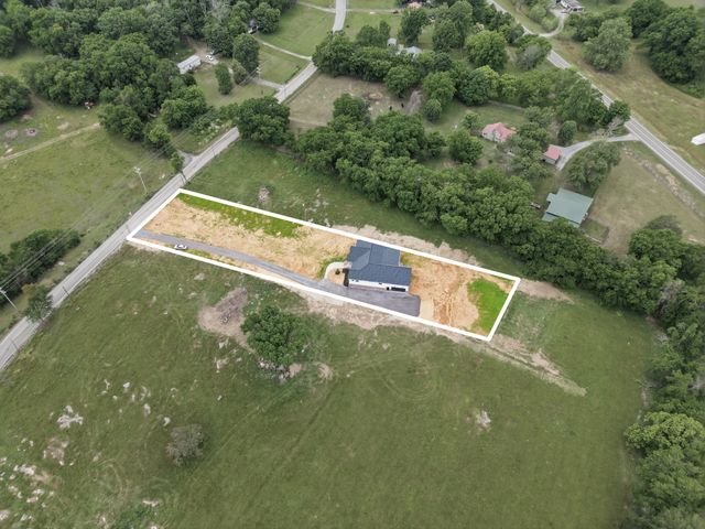 3550 Old Highway 25, Hartsville, TN 37074