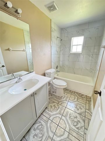 318 RONNIE CIRCLE, Orlando, FL 32811