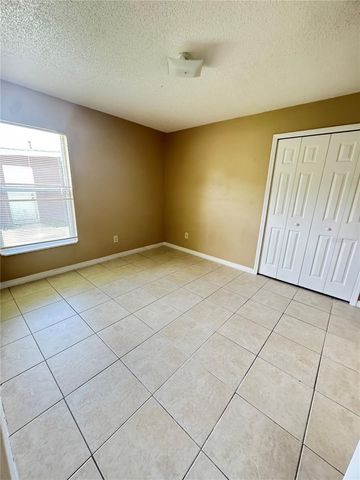 318 RONNIE CIRCLE, Orlando, FL 32811
