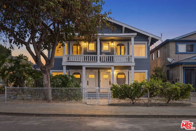 372 W 11th Street, San Pedro (los Angeles), CA 90731