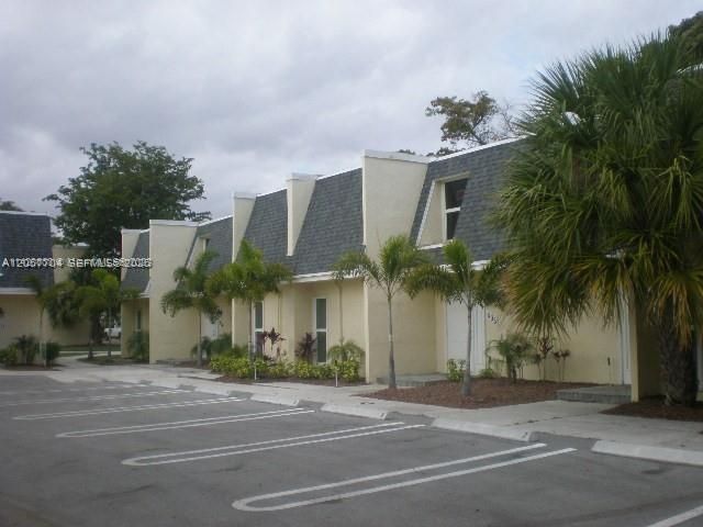 517 SW 1st Court, Boynton Beach, FL 33435