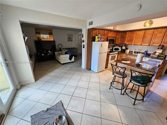 517 SW 1st Court, Boynton Beach, FL 33435