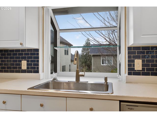 17285 Sw HART Way, Beaverton, OR 97007