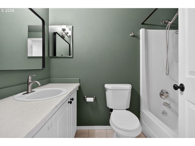 17285 Sw HART Way, Beaverton, OR 97007