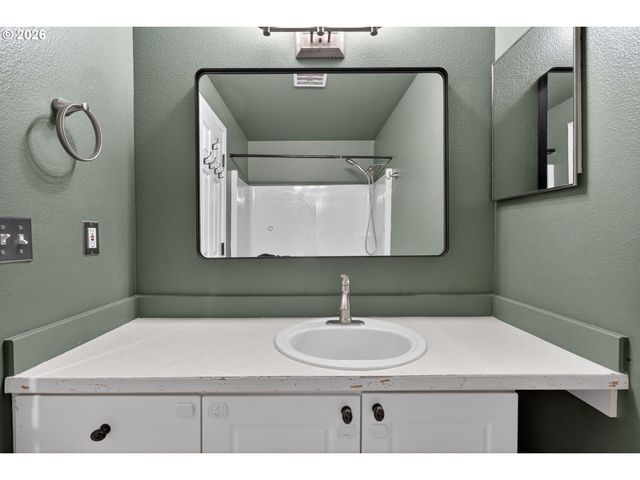 17285 Sw HART Way, Beaverton, OR 97007