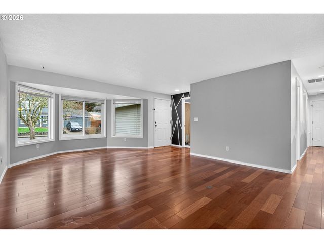 17285 Sw HART Way, Beaverton, OR 97007