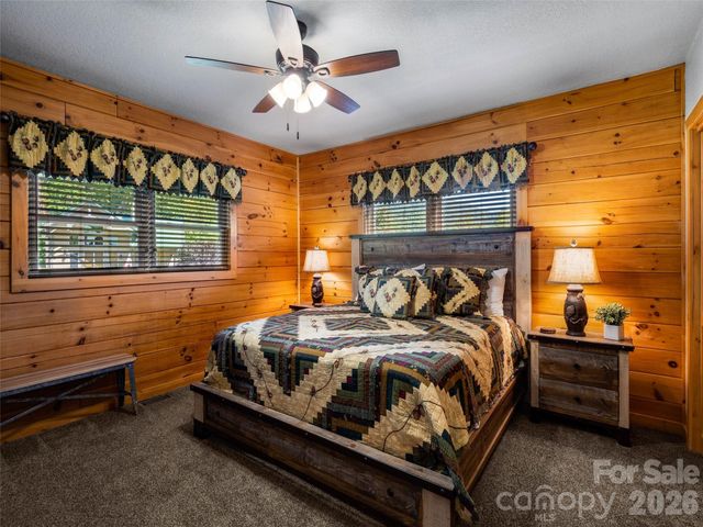 242 Panoramic Loop, Maggie Valley, NC 28751