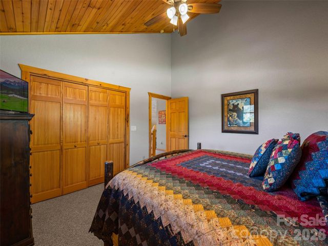 242 Panoramic Loop, Maggie Valley, NC 28751